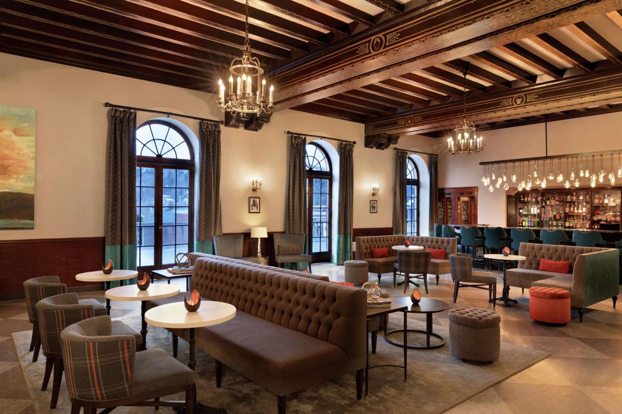 Hotel Saranac, Curio Collection By Hilton Saranac Lake Extérieur photo